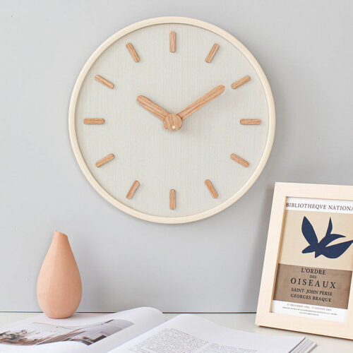 Modern Simple Wooden Clock Creative Decorative Wall Clock