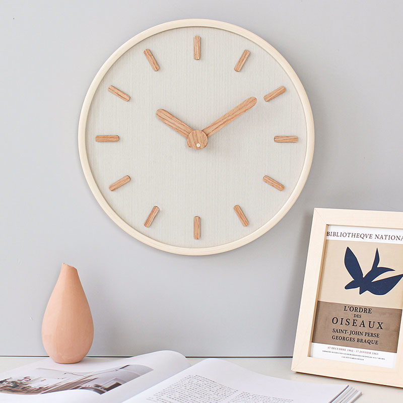 Modern Simple Wooden Clock Creative Decorative Wall Clock