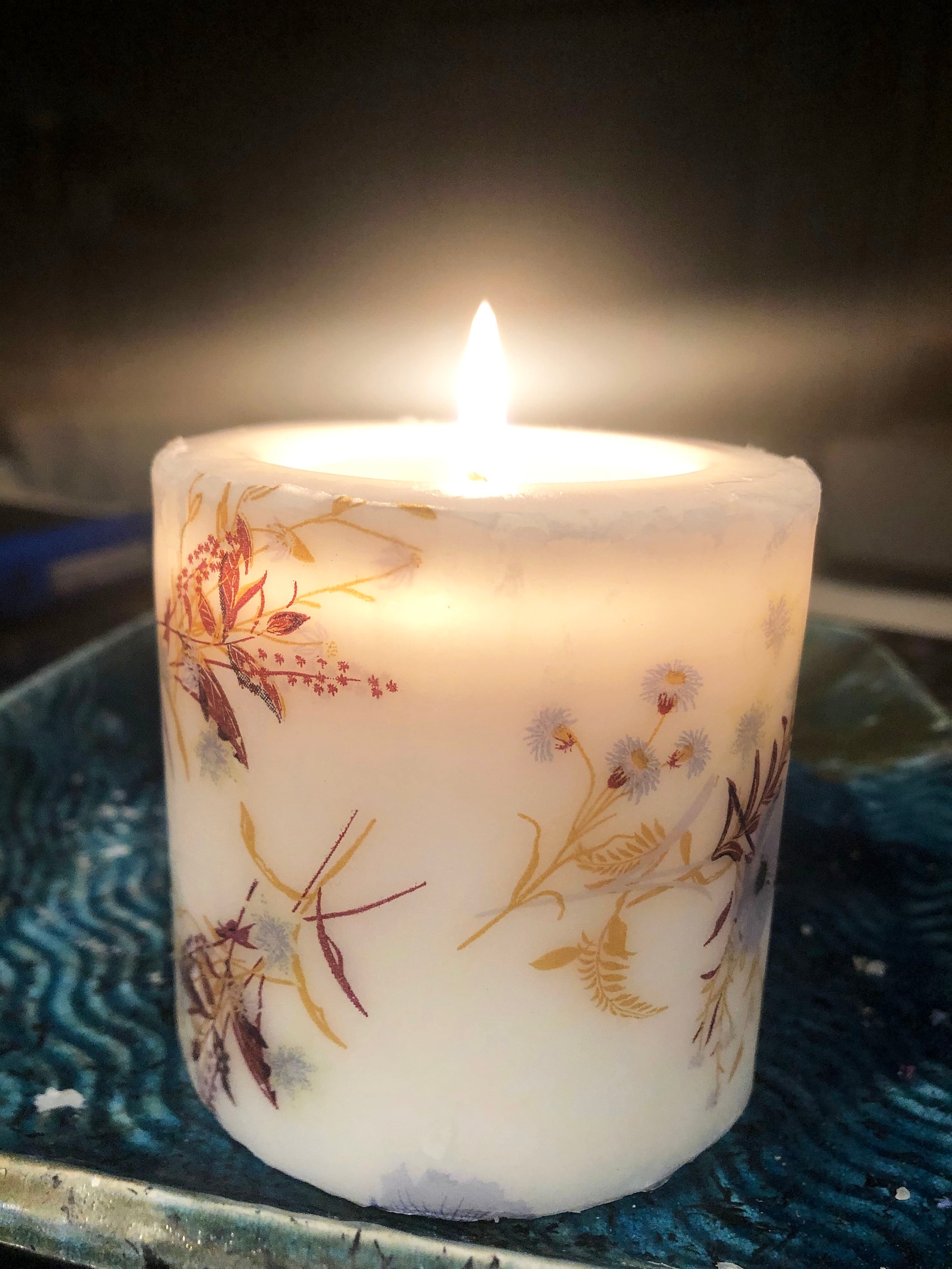 Floral Handcrafted Candle, Natural Soy Wax Candle - Image 3