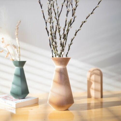 Minimalist Wooden Vase Perfect For Fresh Or Dried Flowers